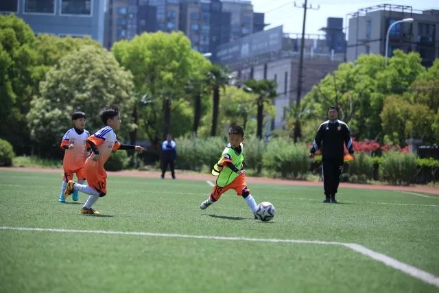 俱乐部杯-邹阳21+9福建大胜宁波 高登25分