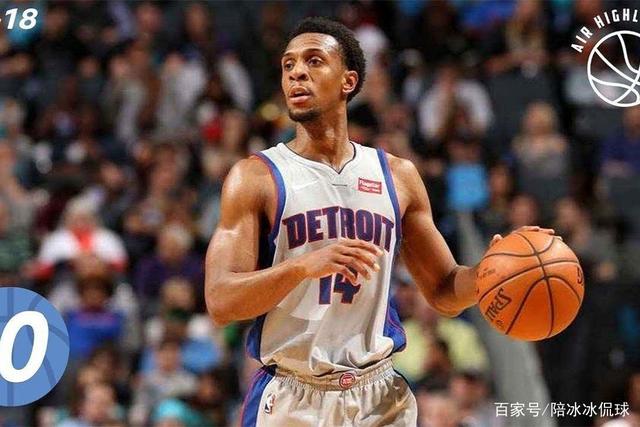 周琦为肘击道歉：我是下意识反应 不是故意的