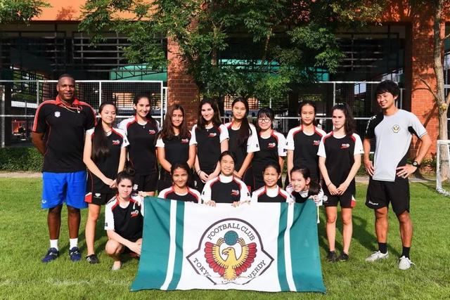 布克32分太阳送篮网5连败 活塞擒老鹰升至前六