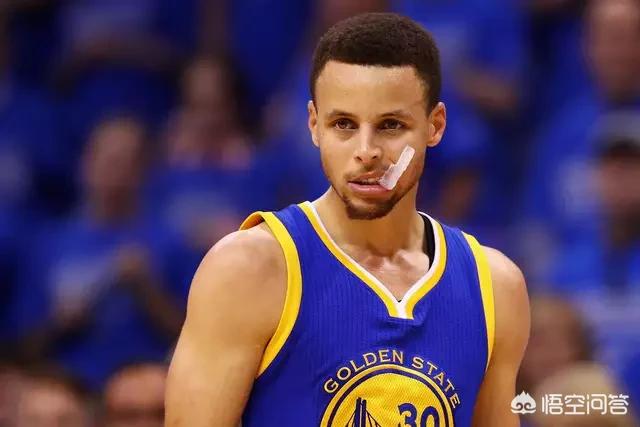 杨瀚森14+15青岛惜败首钢 范子铭14分雷蒙16分