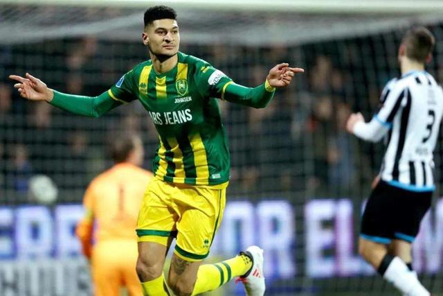 赵继伟17+8辽宁逆转首钢 张镇麟27分付豪24+8